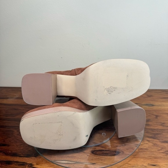 BP Keyla Platform Bootie in Tan Chestnut - Picture 16 of 16